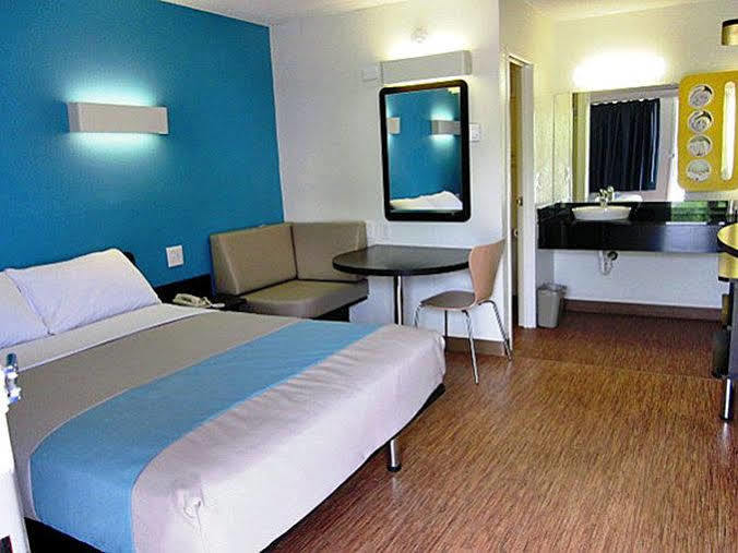 Motel 6-Overland Park, Ks Экстерьер фото
