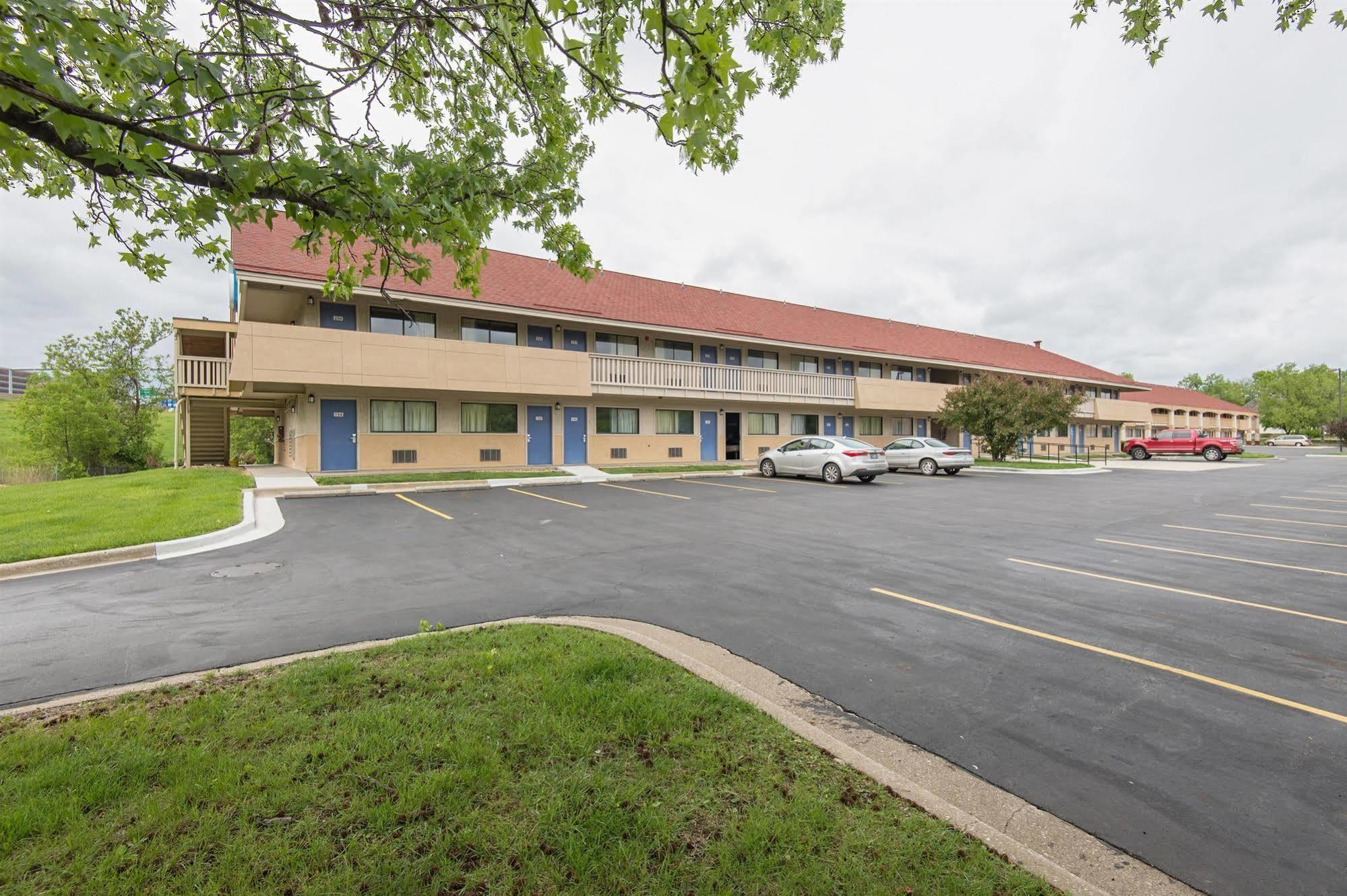 Motel 6-Overland Park, Ks Экстерьер фото