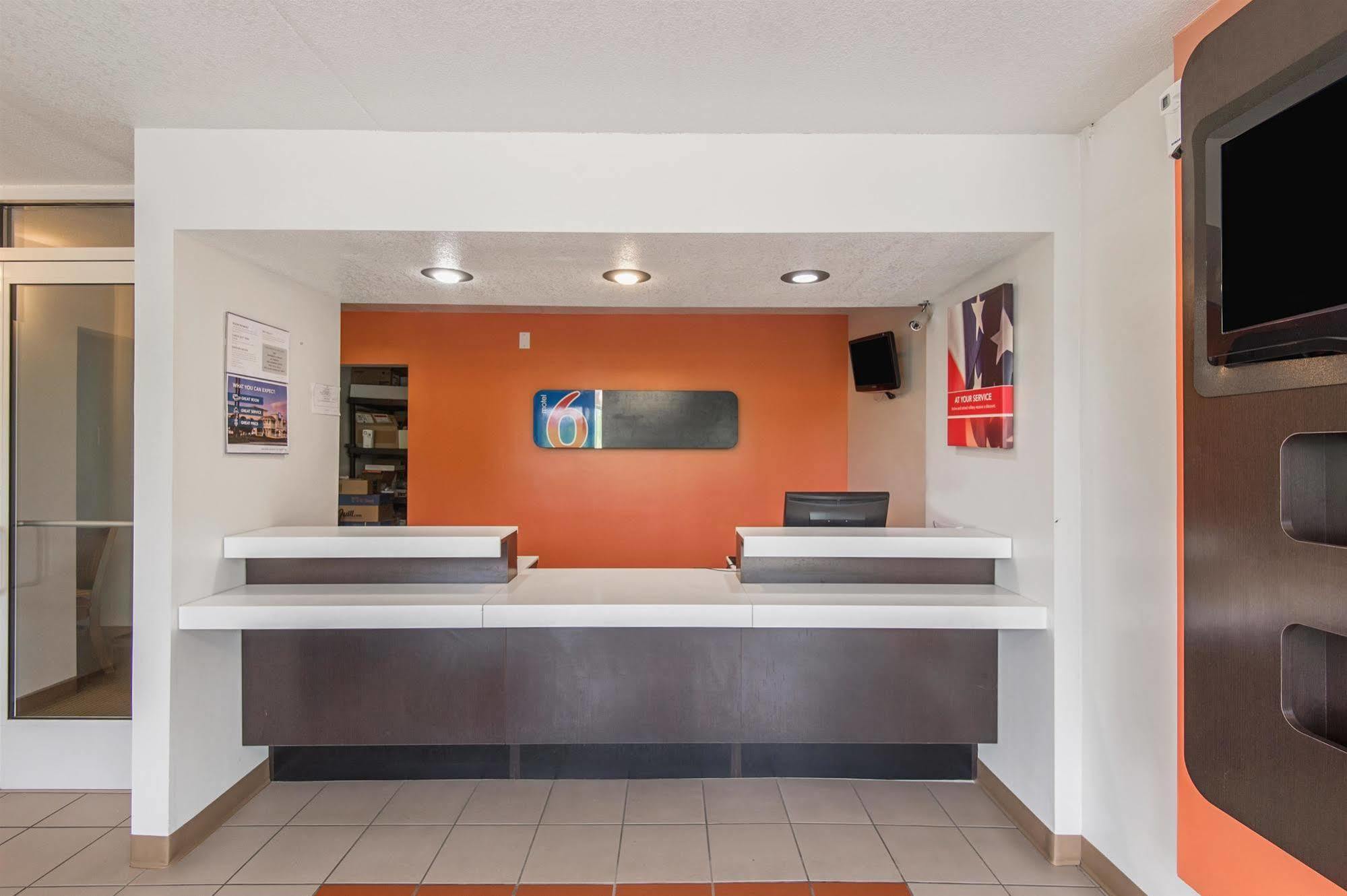 Motel 6-Overland Park, Ks Экстерьер фото