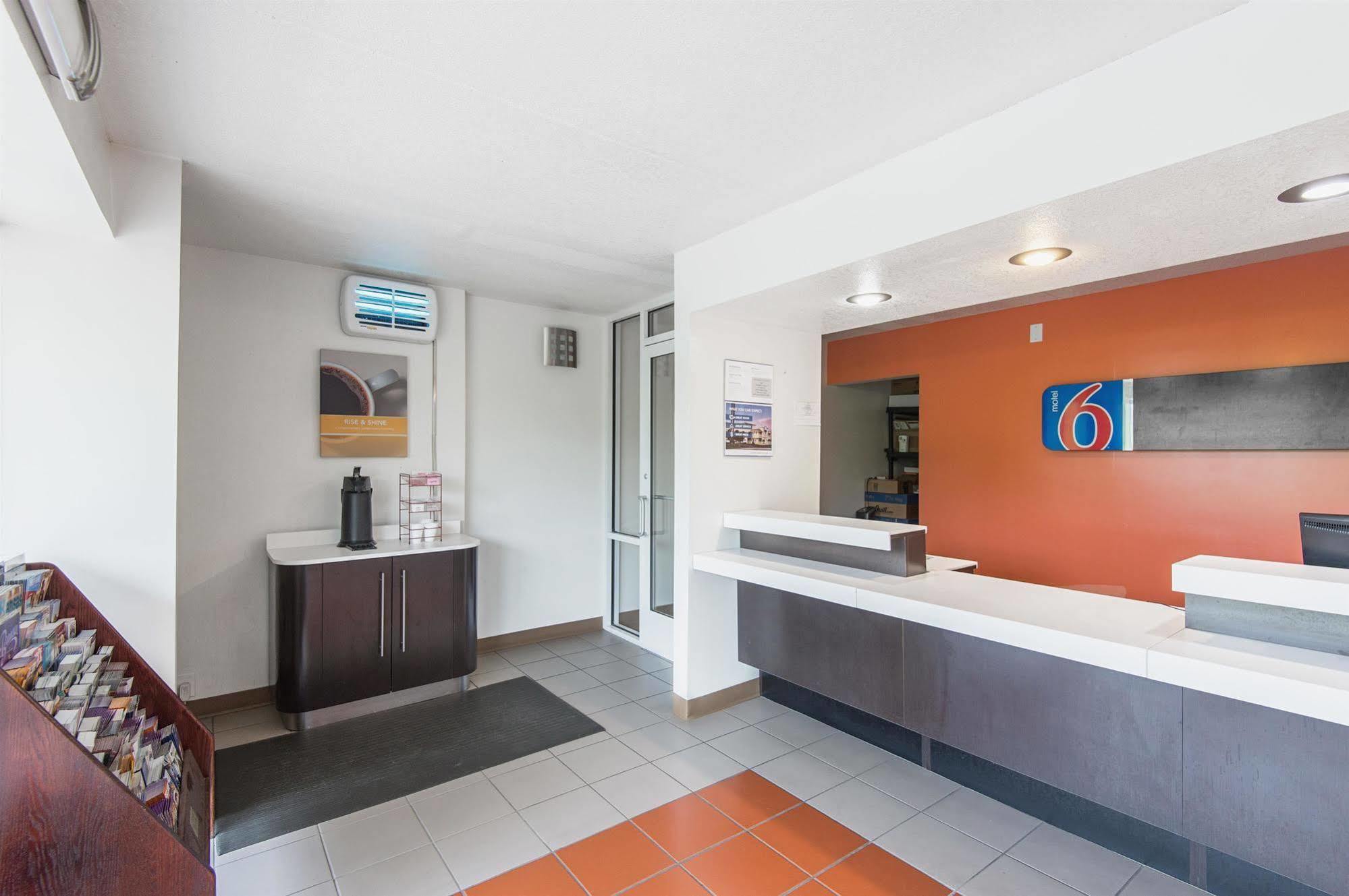 Motel 6-Overland Park, Ks Экстерьер фото