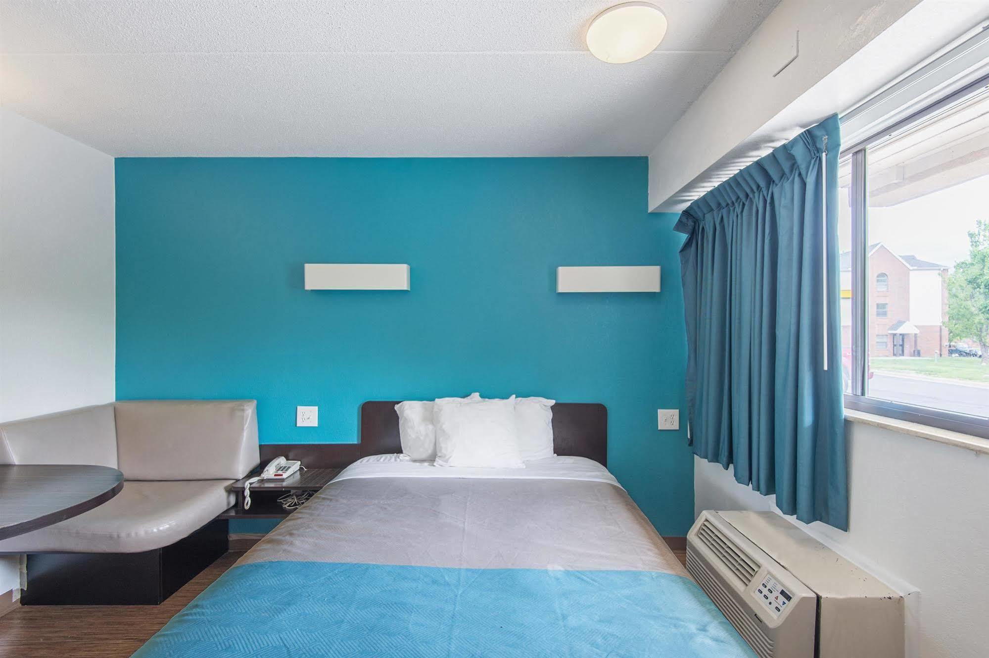 Motel 6-Overland Park, Ks Экстерьер фото